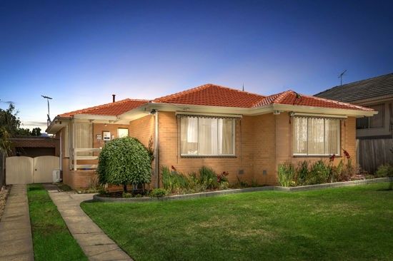 15 Plumpton Avenue, Craigieburn VIC 3064, Image 0