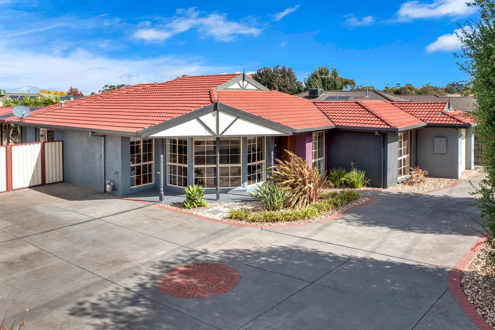 4 bedrooms House in 239 Mitchells Lane SUNBURY VIC, 3429