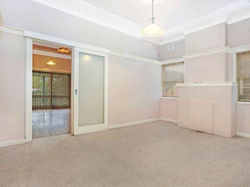 8a Badminton Road, CROYDON NSW 2132, Image 2