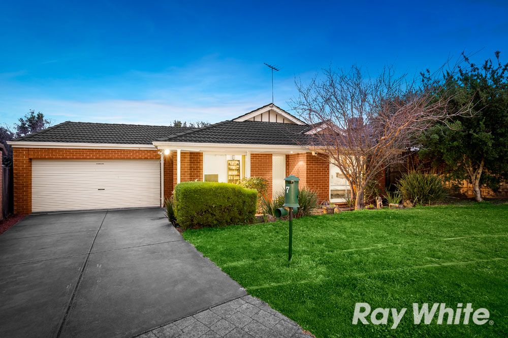 7 Oldfield Place, Epping VIC 3076, Image 0