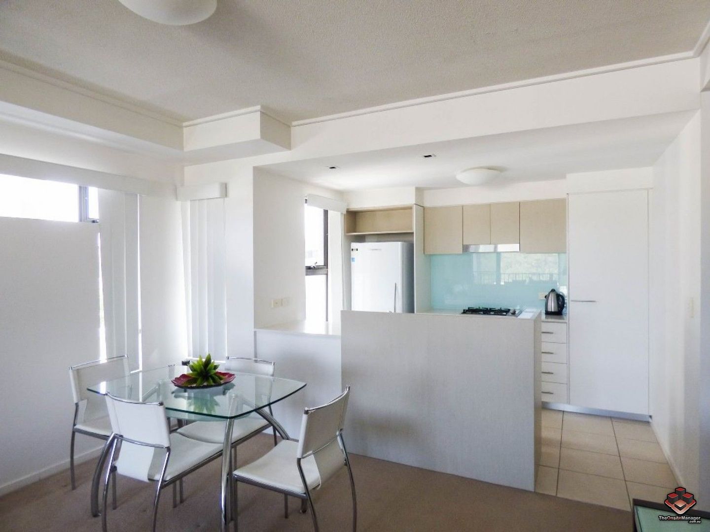 ID21109766/16 Surbiton Court, Carindale QLD 4152 Apartment For Rent