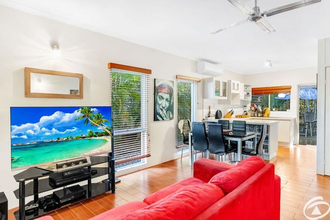 Picture of 3/57 Bamboo Street, HOLLOWAYS BEACH QLD 4878