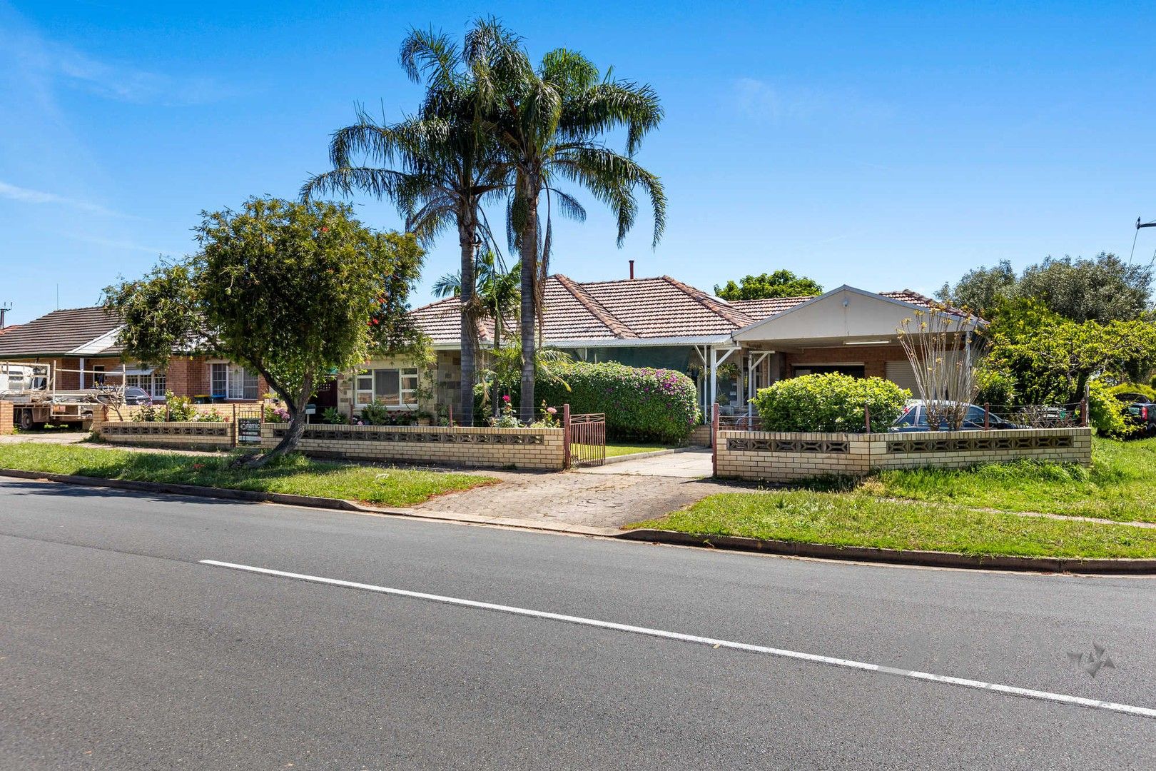 4 bedrooms House in 9 Pauls Drive VALLEY VIEW SA, 5093