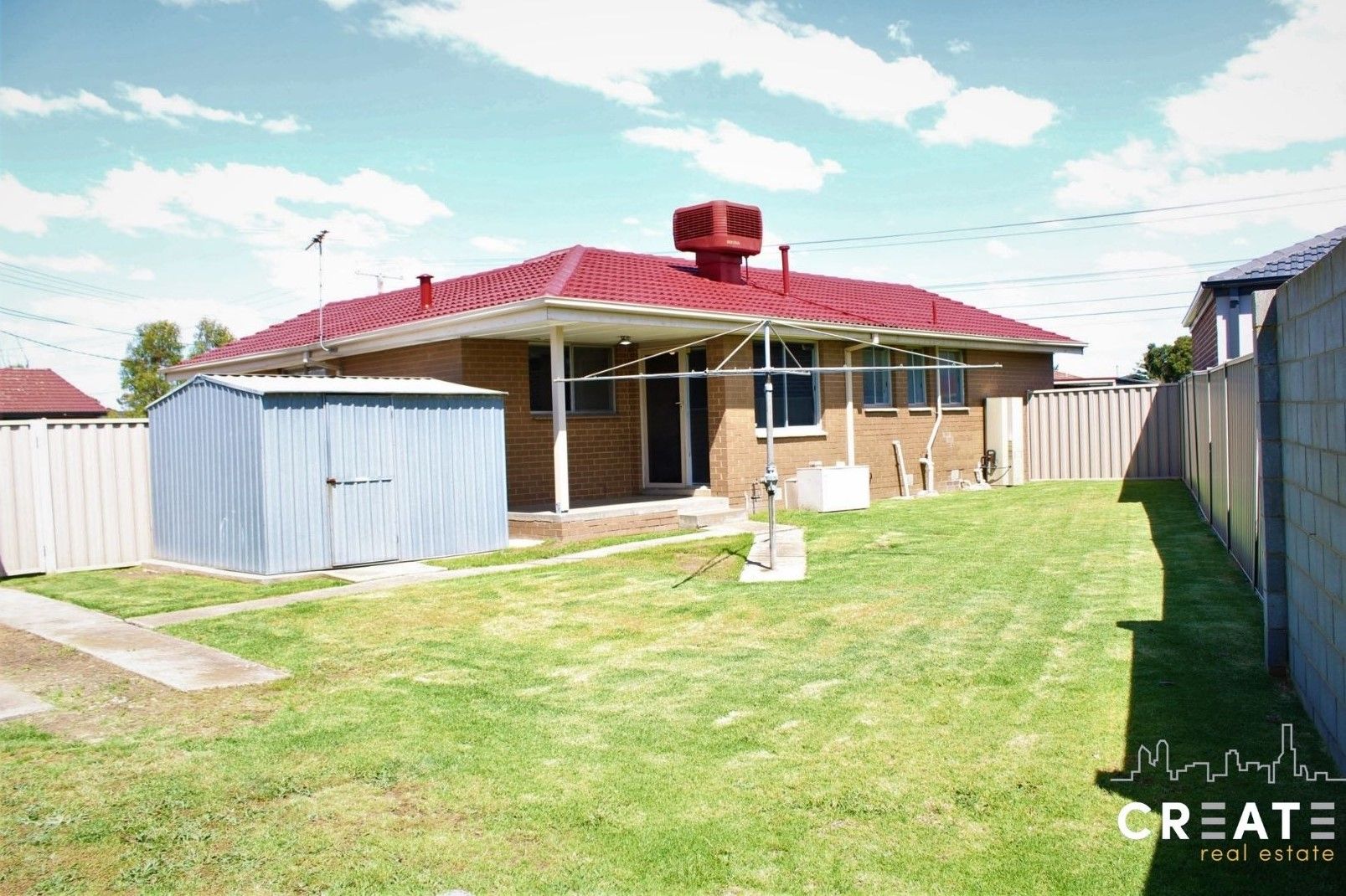 3 bedrooms House in 28 Warmington Road SUNSHINE WEST VIC, 3020