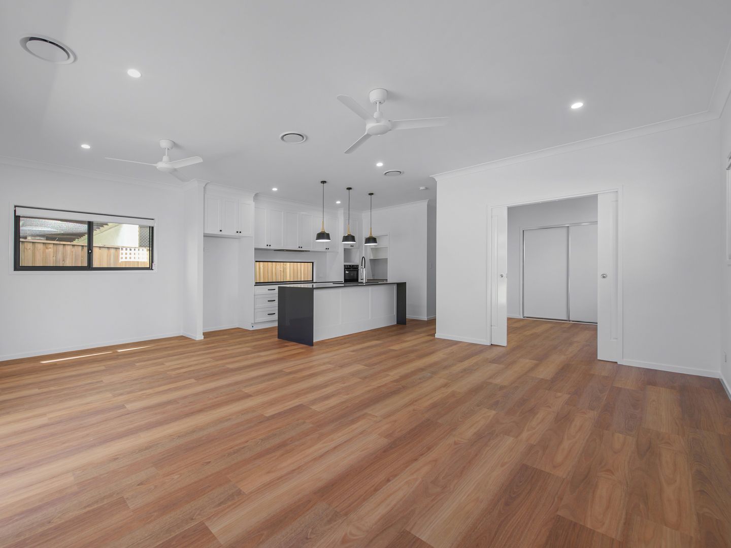 Mansfield QLD 4122 4 beds house for Sale, 1,214,700 Mansfield