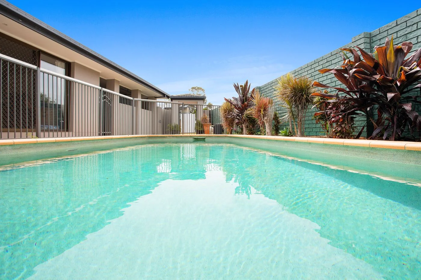 Additional image 3 of 52 Wild Duck Dr, Mermaid Waters QLD 4218