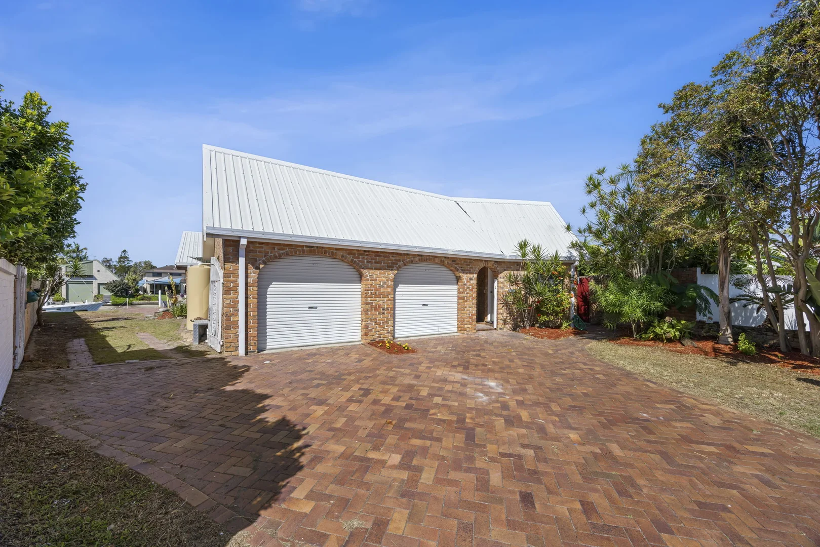 Additional image 12 of 2 Samarai Avenue, Runaway Bay QLD 4216