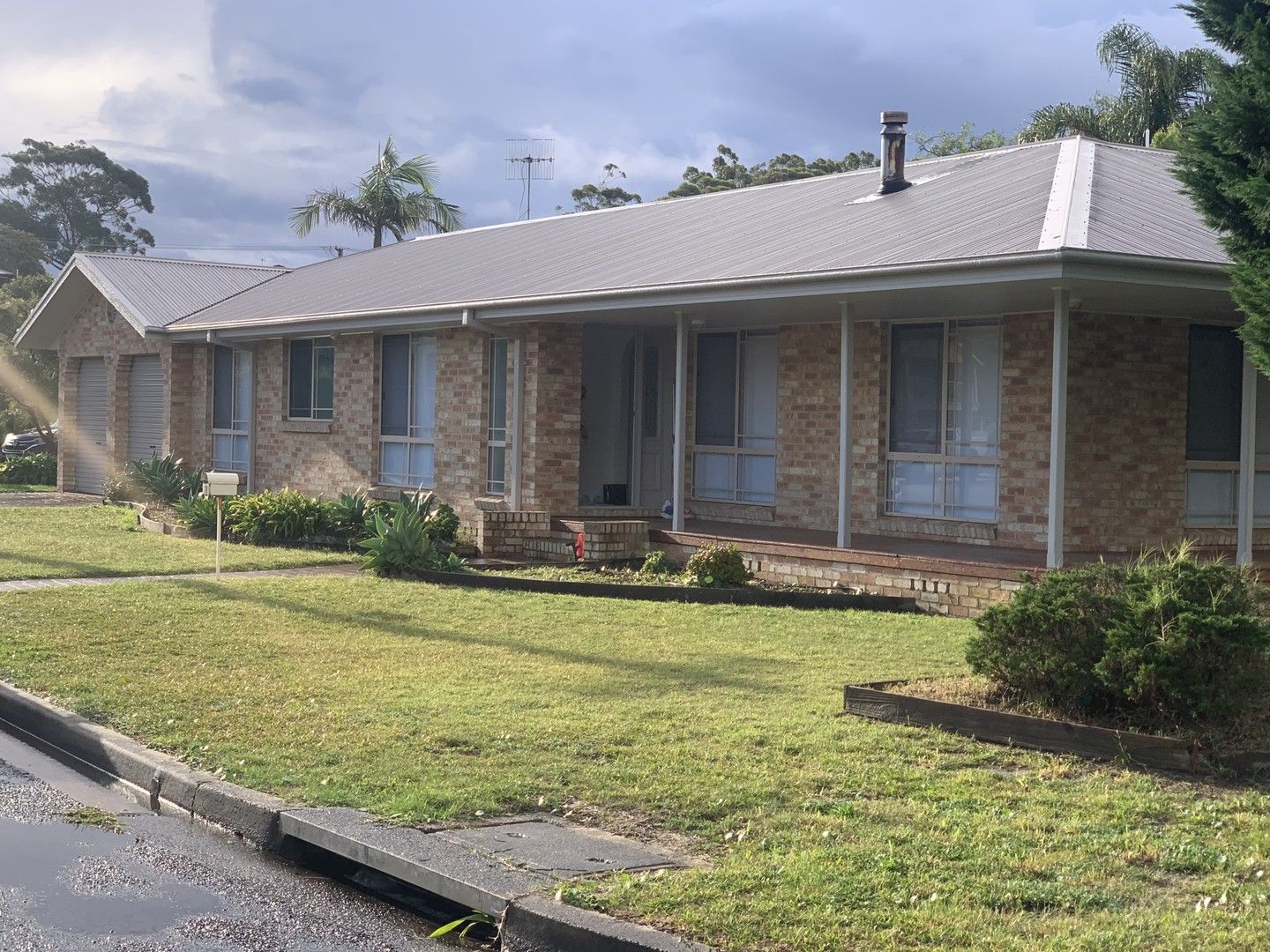9 Portland Way, Lake Tabourie NSW 2539 House For Rent 650 Domain