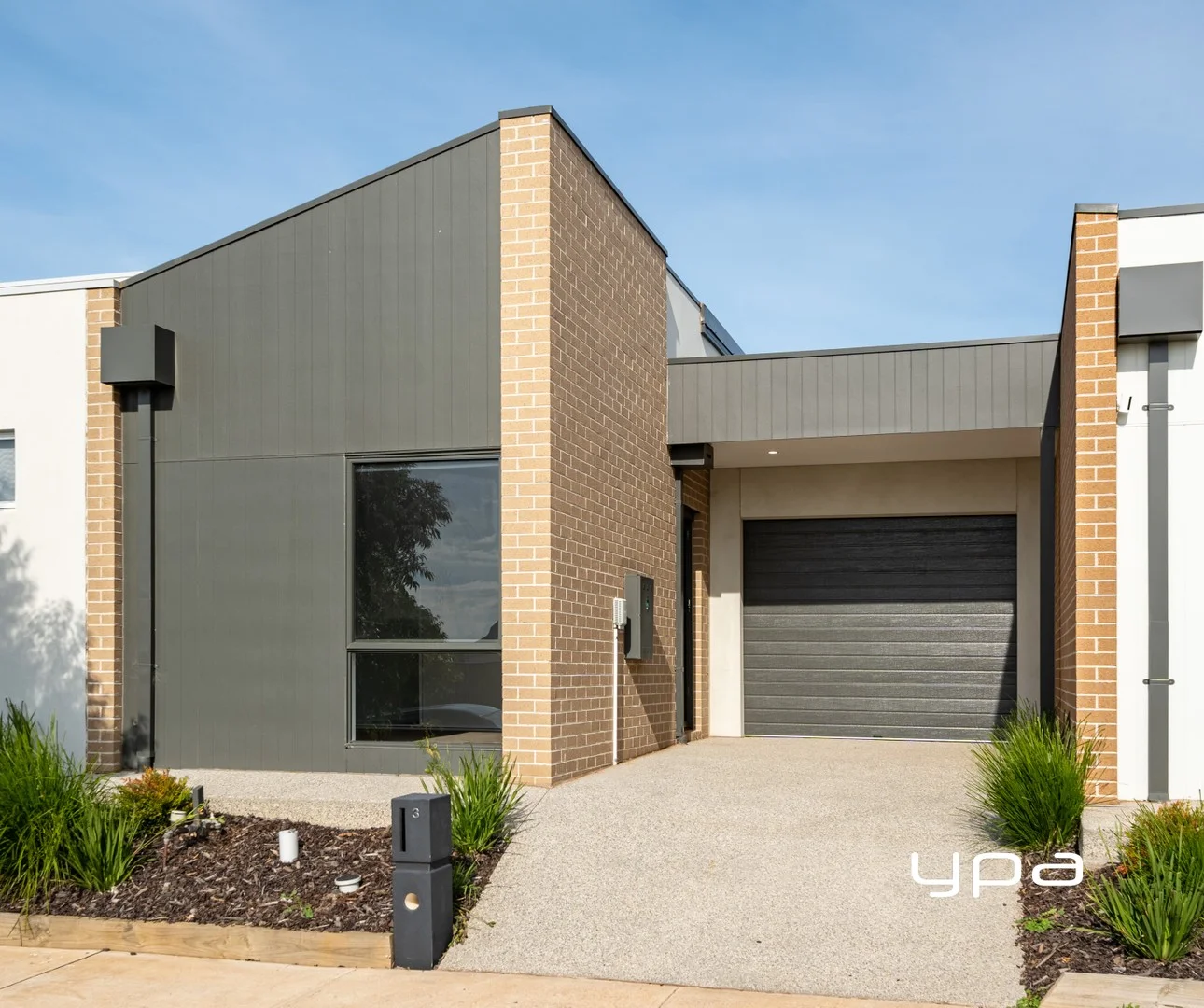3 Bluey Cres, Sunbury VIC 3429
