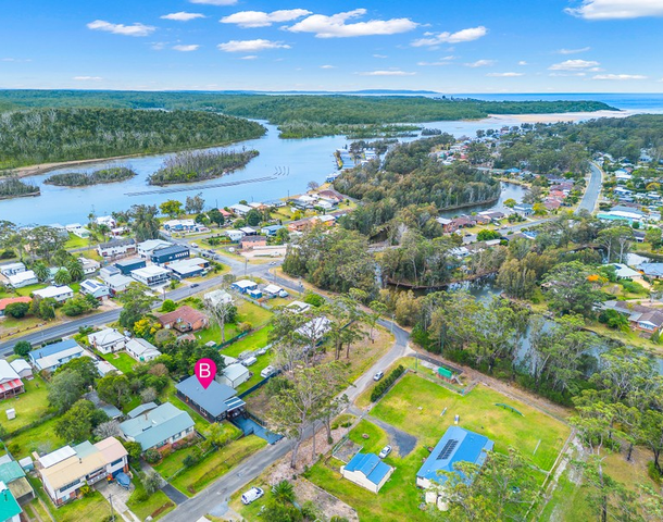 35 Spinks Avenue, Lake Conjola NSW 2539