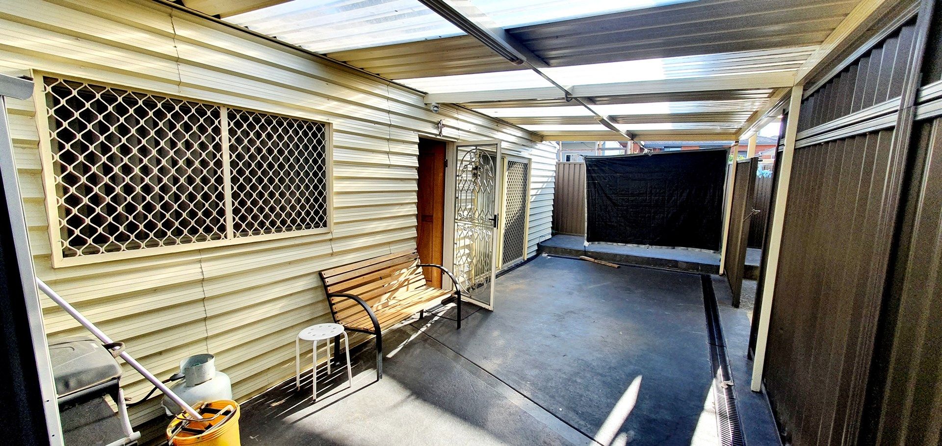 2 bedrooms House in 3A LAWFORD STREET FAIRFIELD WEST NSW, 2165