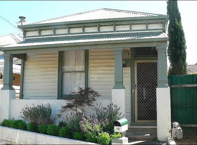 2 bedrooms House in 10 Sturt Street FLEMINGTON VIC, 3031