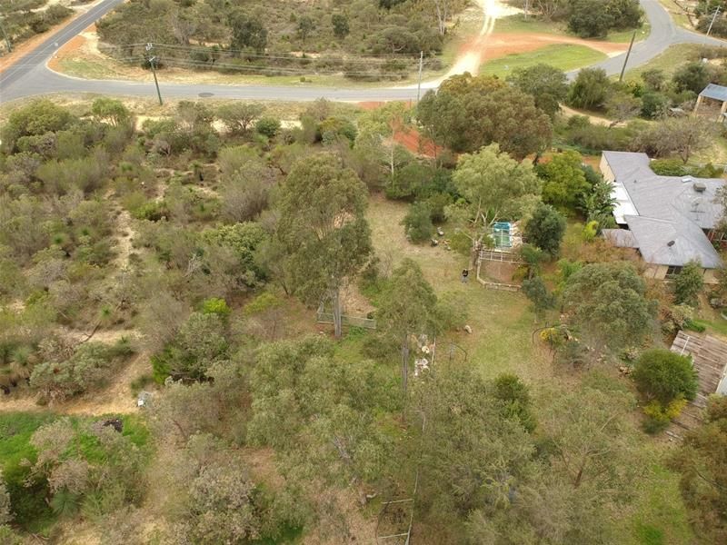 10 Woolly Bush Loop, Woodridge WA 6041, Image 2