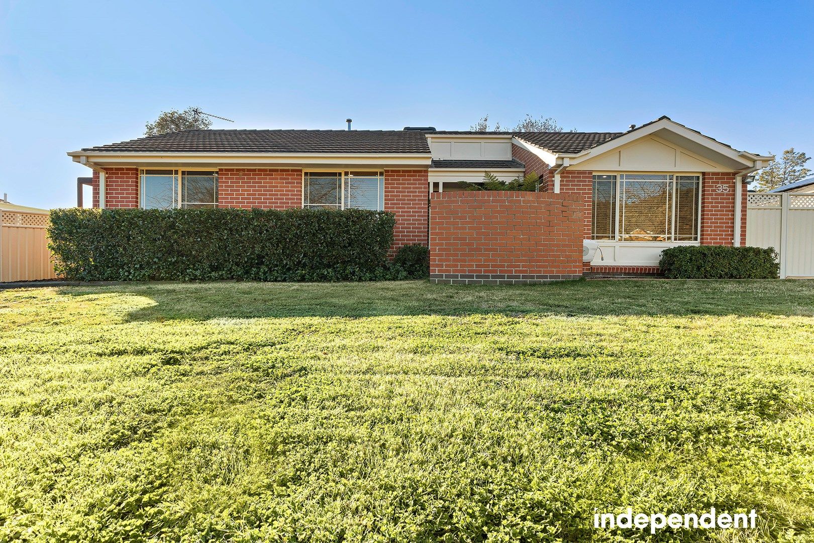 35 Mcluckie Crescent, Banks ACT 2906, Image 1