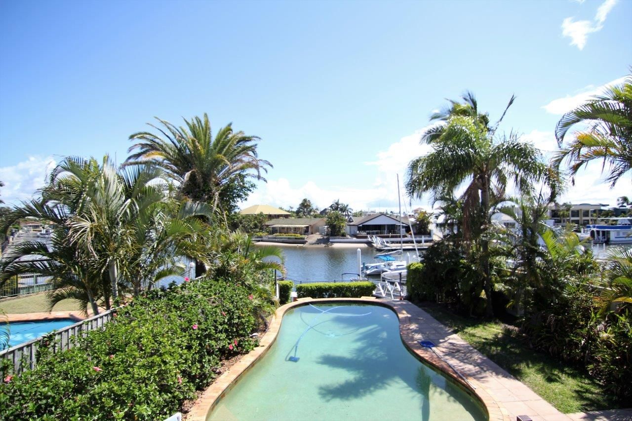 1/21 Markham Avenue, Runaway Bay Property History & Address Research