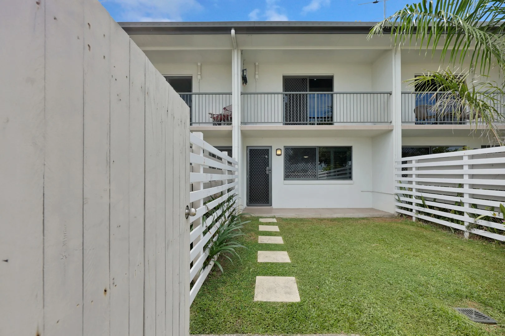 3/361 Alfred Street, Mackay QLD 4740