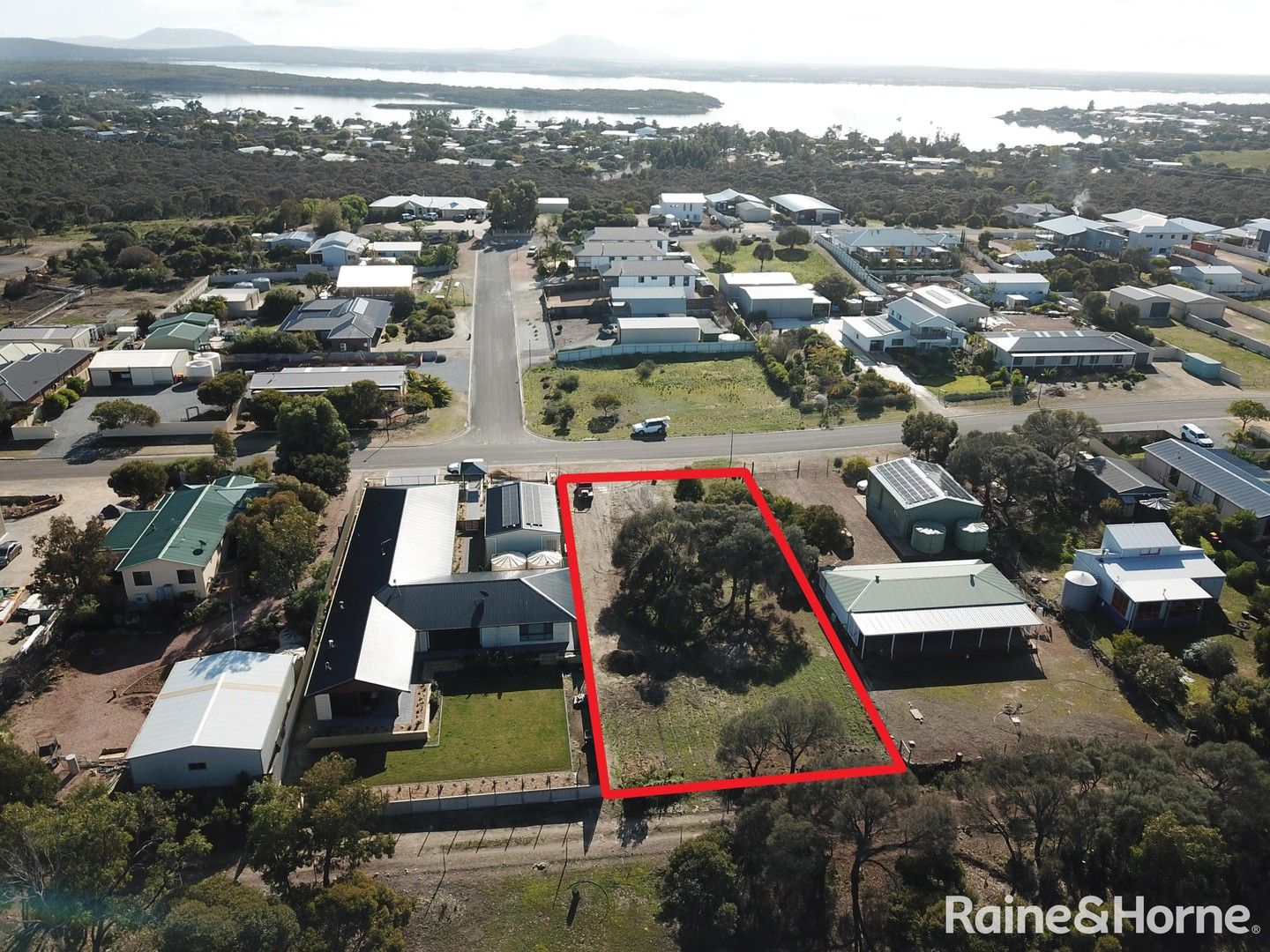 Vacant land in 25 Holly Rise, COFFIN BAY SA, 5607
