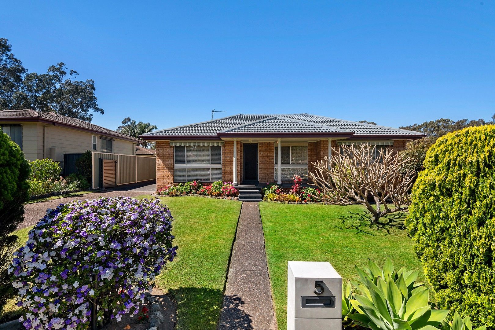 5 Garnier Close, Thornton NSW 2322, Image 0