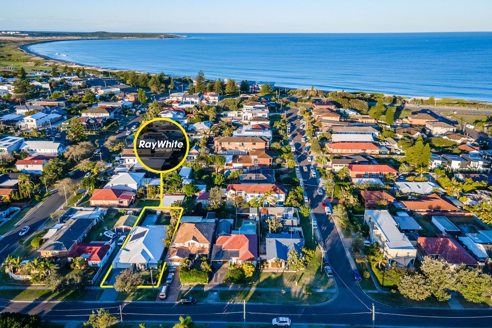 4 bedrooms House in 32 Kirkwood Road CRONULLA NSW, 2230