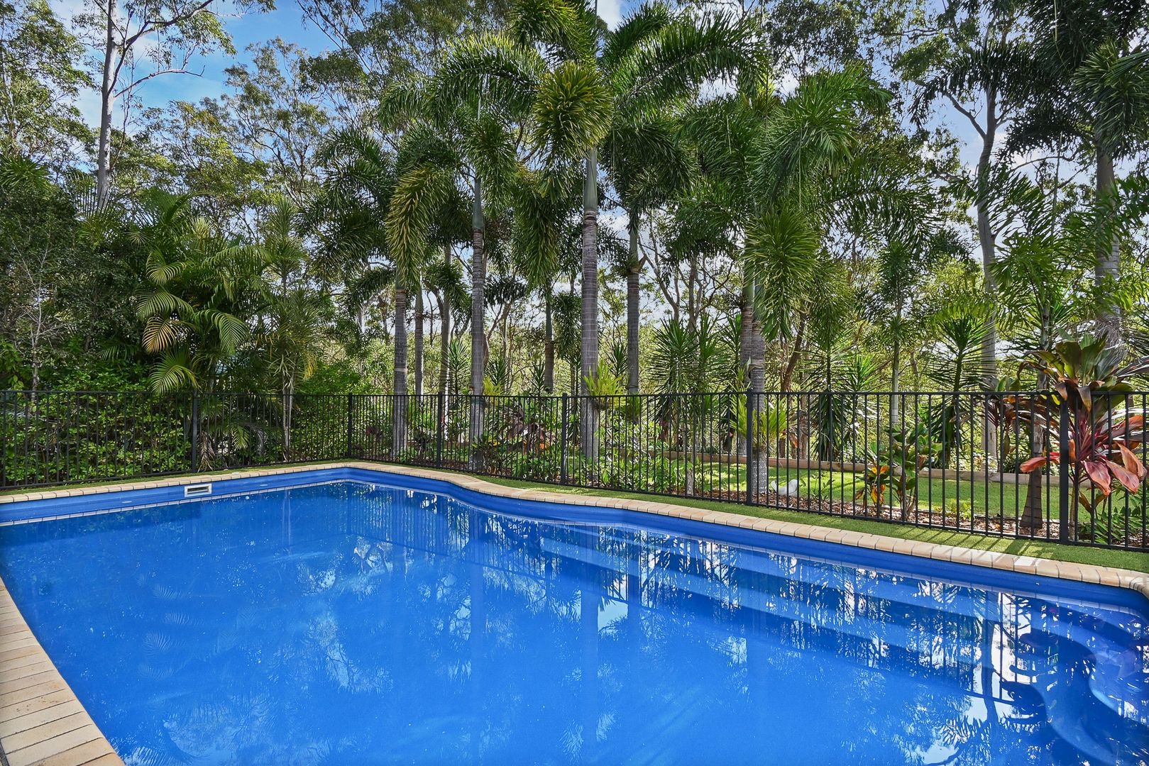 34 Forest Road, Cashmere QLD 4500, Image 2