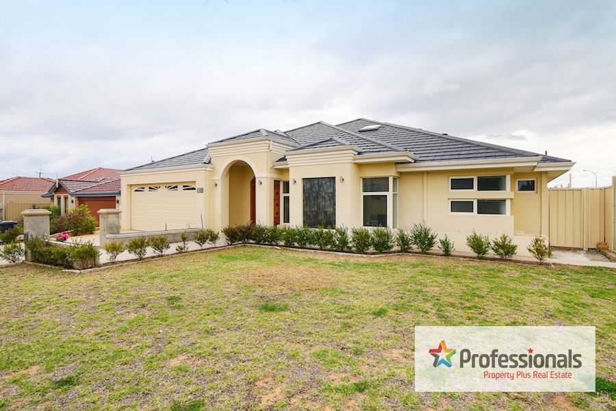 204 Amherst Road, Canning Vale WA 6155, Image 1