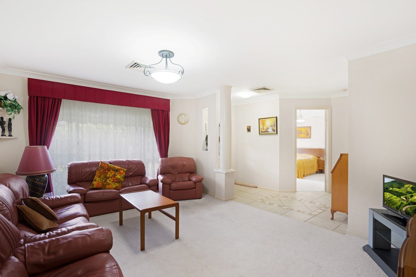 8 Republican Close, Narara NSW 2250, Image 2