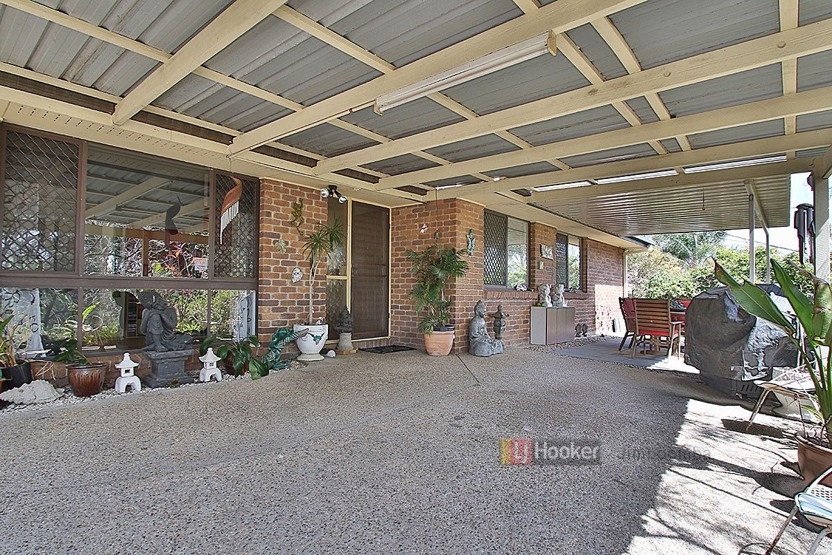 18 Lance Drive, Mount Warren Park Property History & Address Research