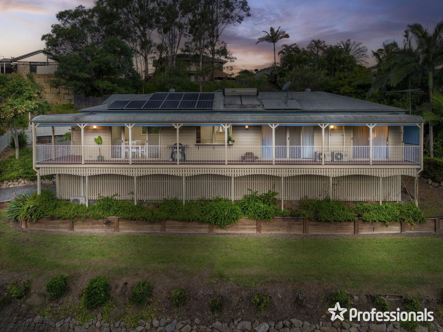 22 Valerie Close, Edens Landing QLD 4207, Image 1