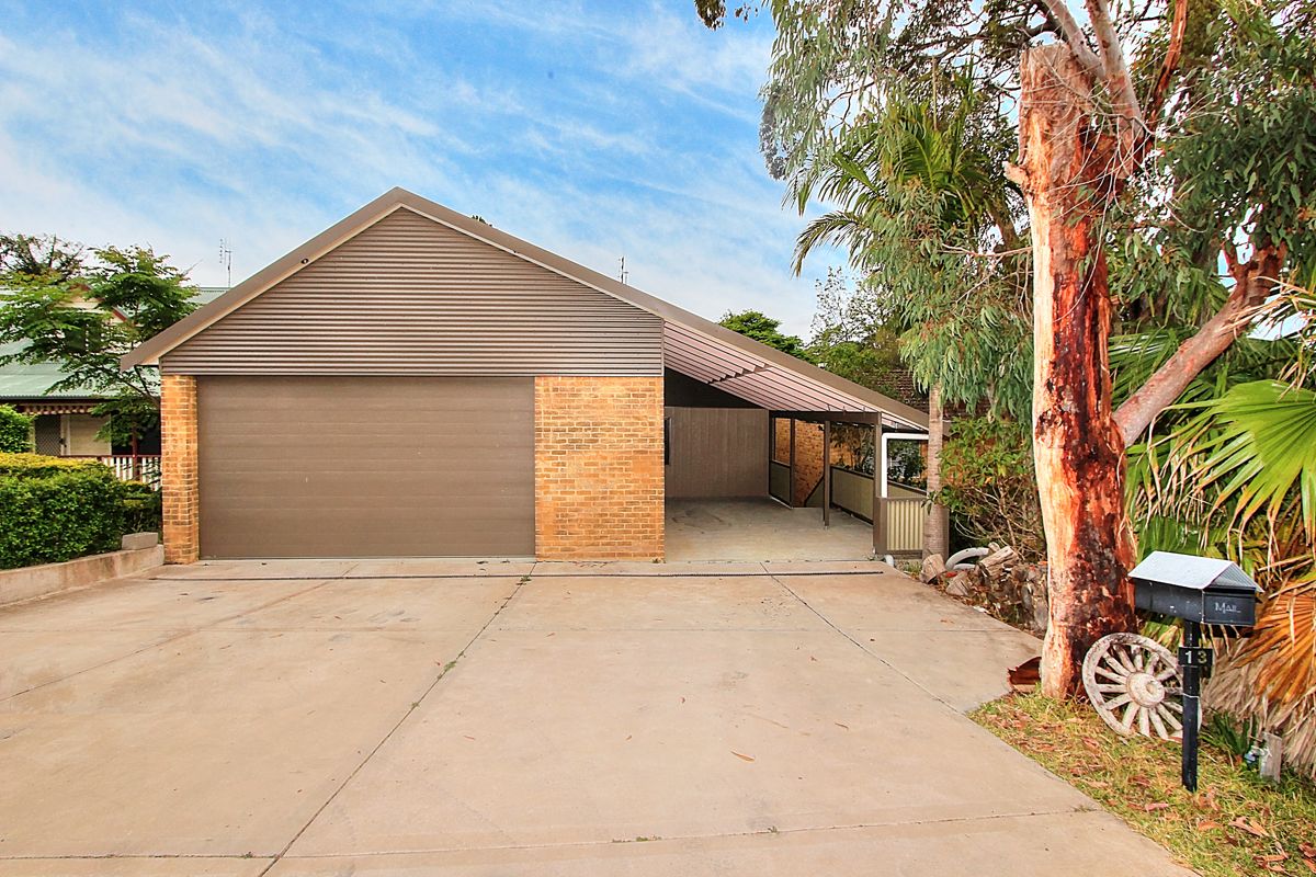 13 Hillcrest Road, Mirrabooka NSW 2264, Image 0