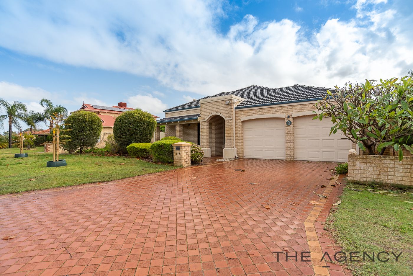 3 bedrooms House in 172 Southacre Drive CANNING VALE WA, 6155