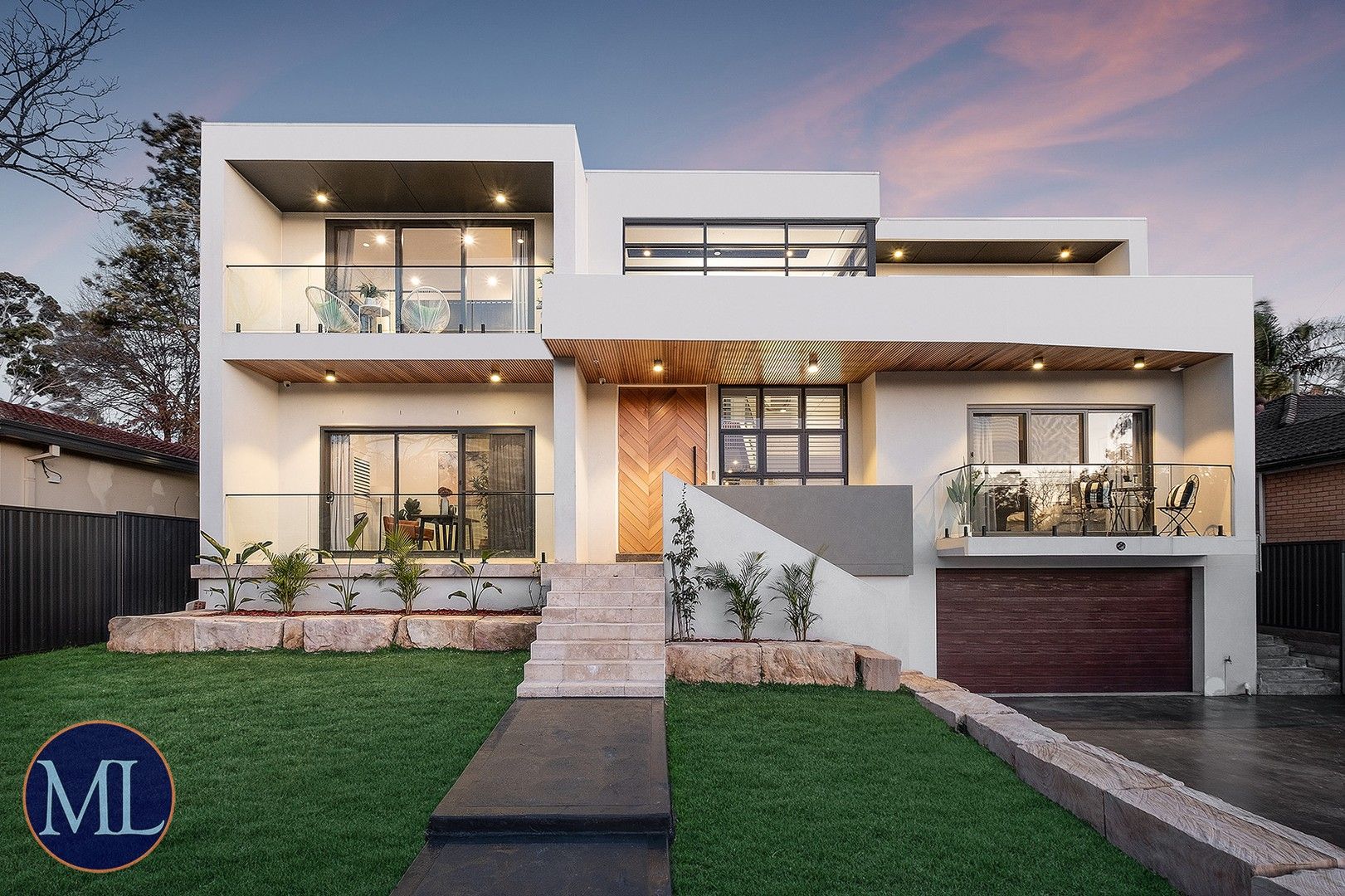 5 bedrooms House in 25 Bowman Avenue CASTLE HILL NSW, 2154