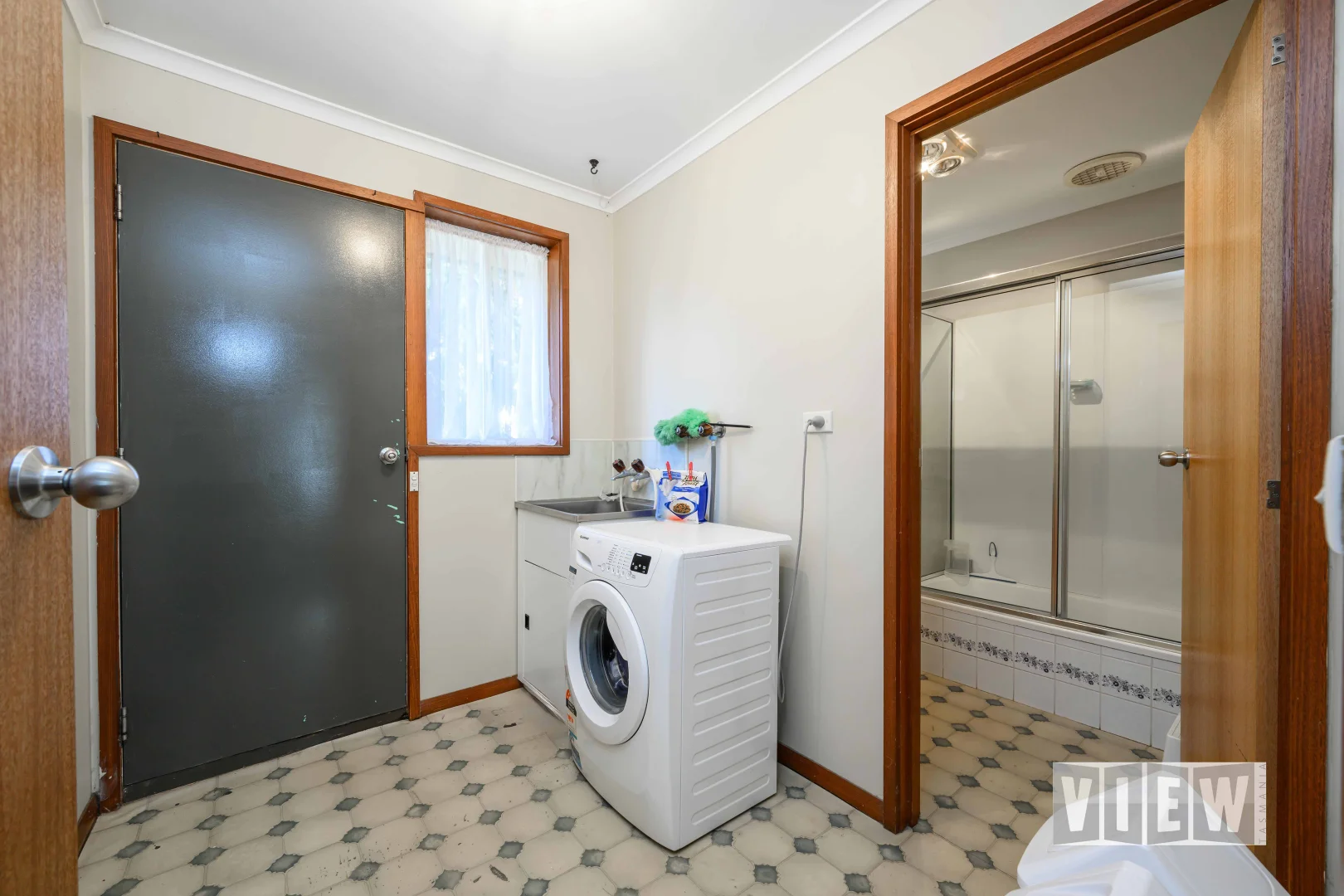 Additional image 8 of 1/1-5 Winspears Road, East Devonport TAS 7310