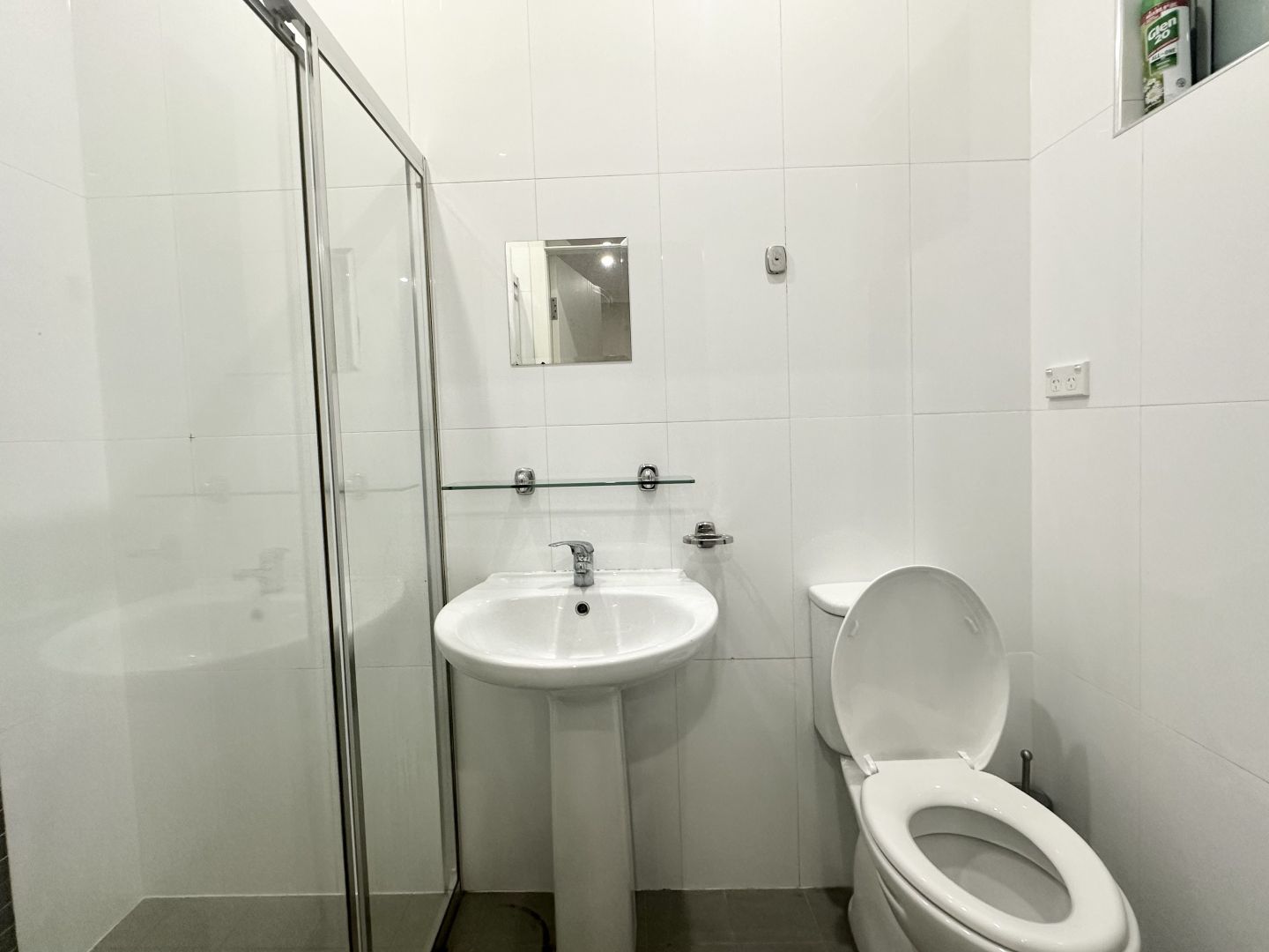 2/83 KING ROAD, Wiley Park NSW 2195 Apartment For Rent 350