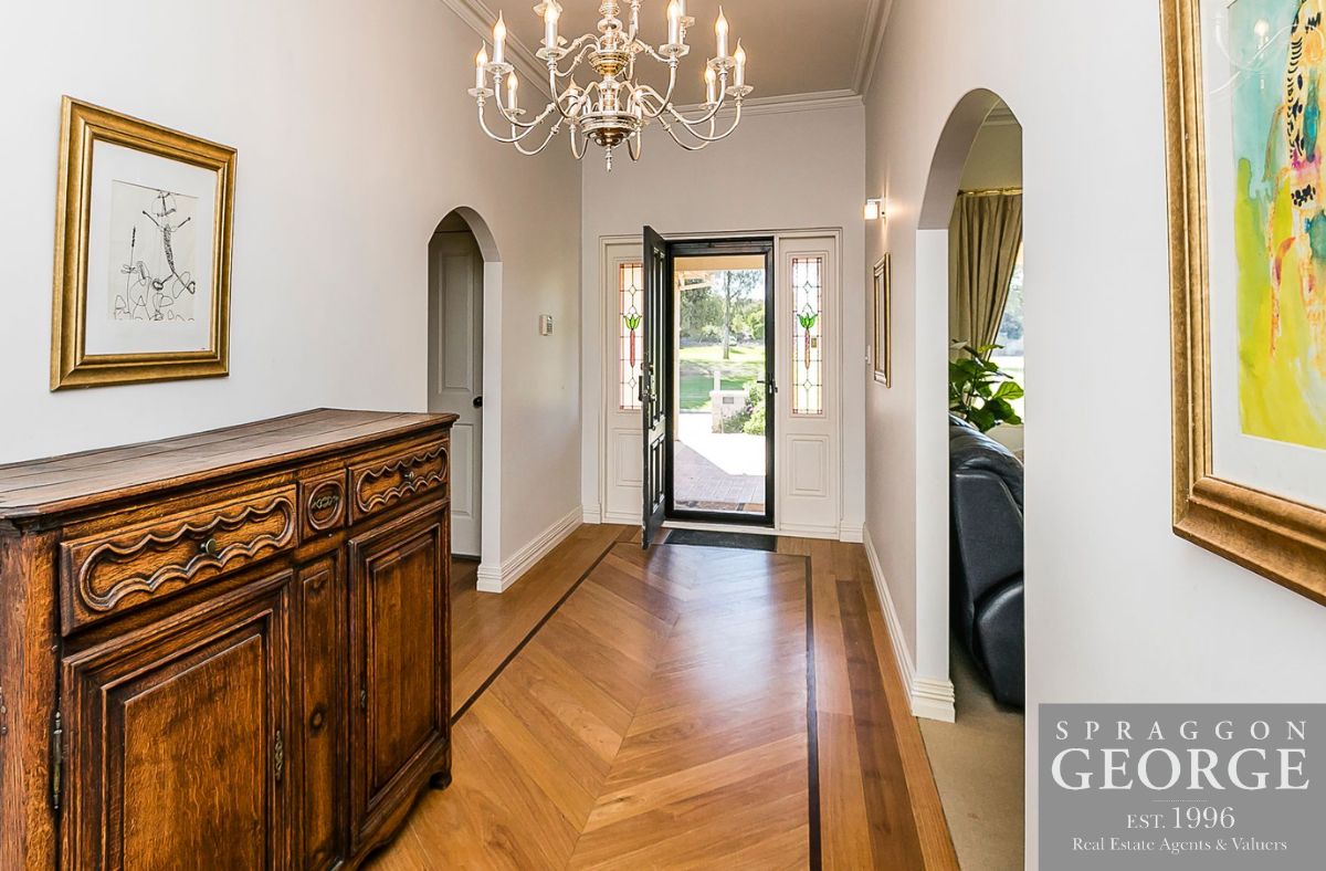 18 Discovery Circuit, Iluka WA 6028 House For Rent Domain