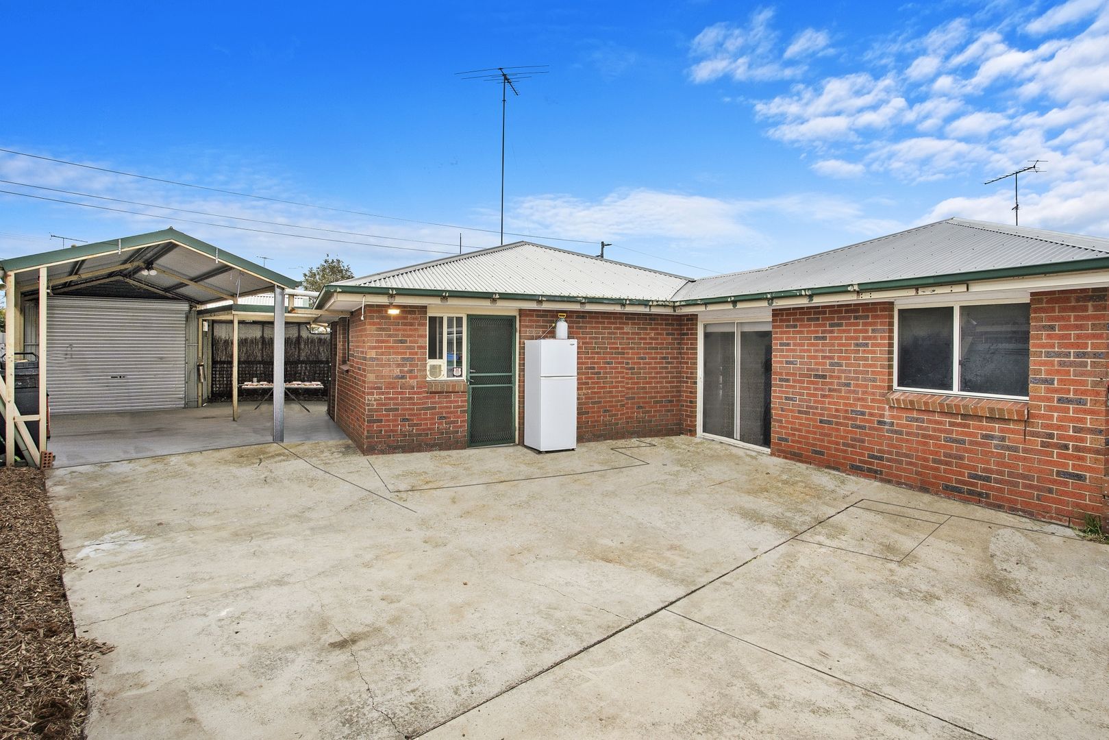 10 Grafton Street, St Albans Park VIC 3219, Image 2