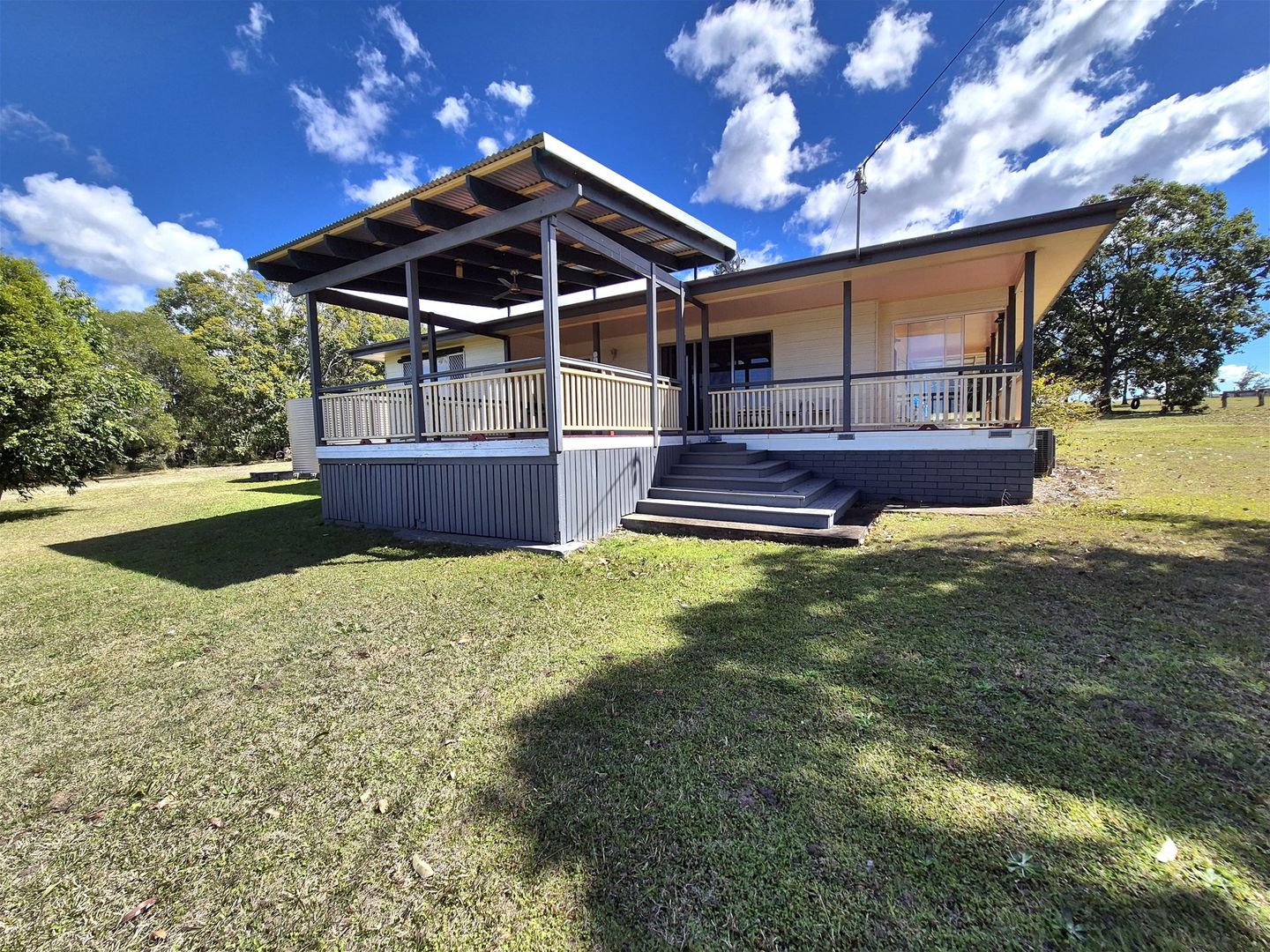 4 Susan Close, Blackbutt QLD 4314, Image 1