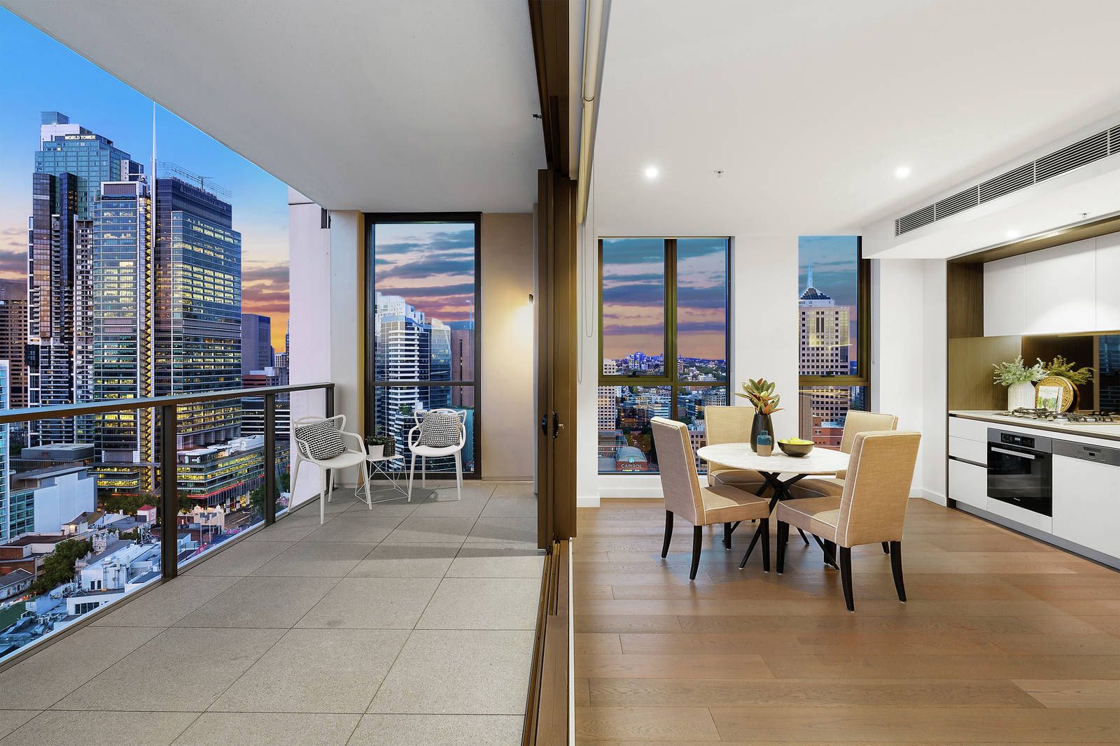 2 bedrooms Apartment / Unit / Flat in 2903/82 Hay Street SYDNEY NSW, 2000
