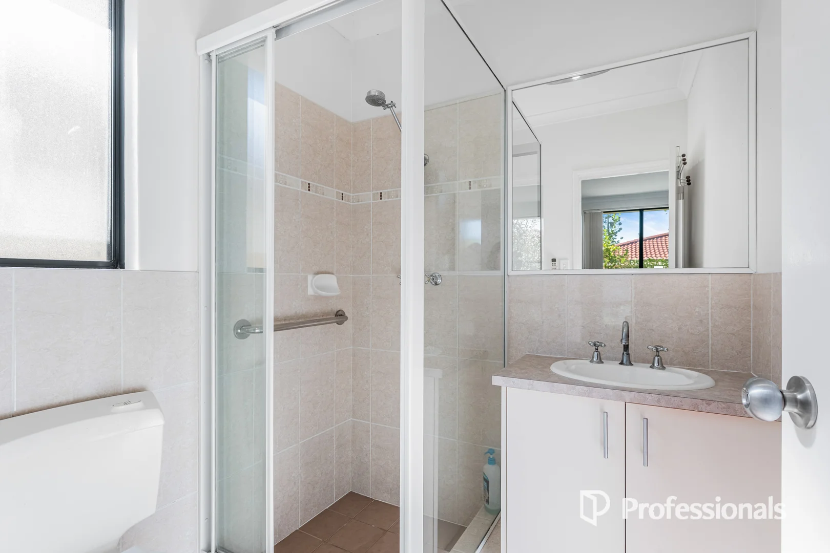 Additional image 20 of 3A Memorial Avenue, Carlisle WA 6101