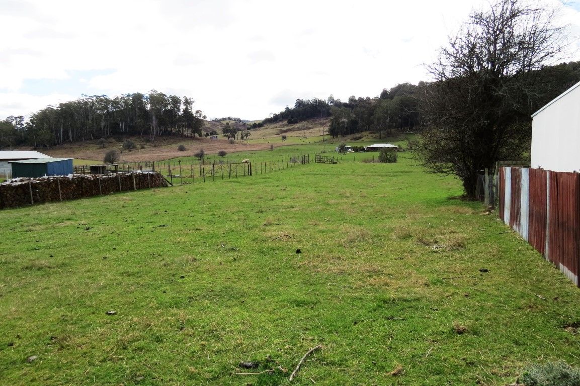 34 Pioneer Drive, Mole Creek TAS 7304, Image 2