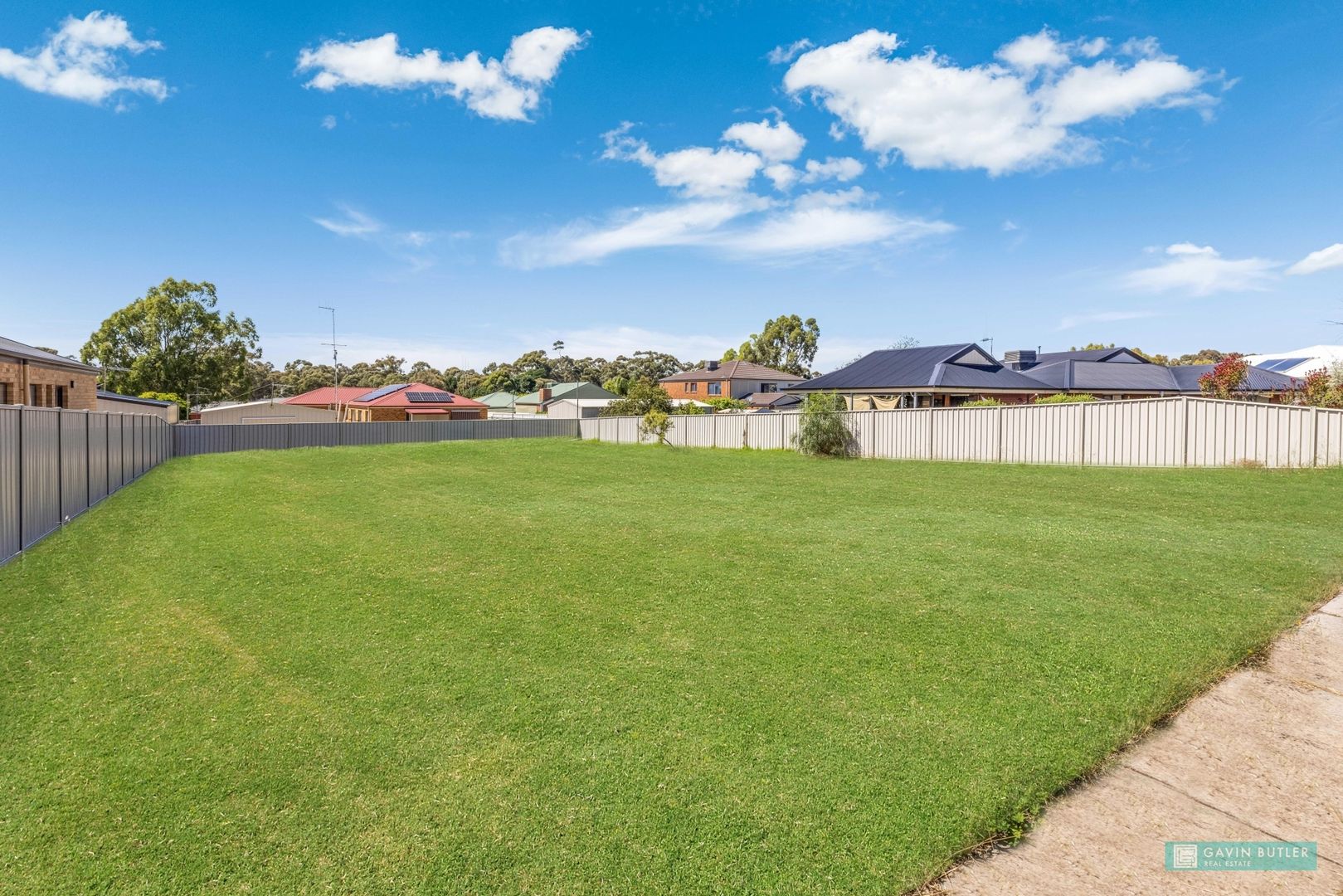 9 The Heath, Eaglehawk VIC 3556, Image 2