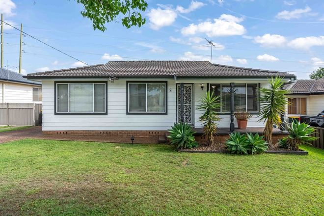 Picture of 8 Curlew Crescent, WOODBERRY NSW 2322