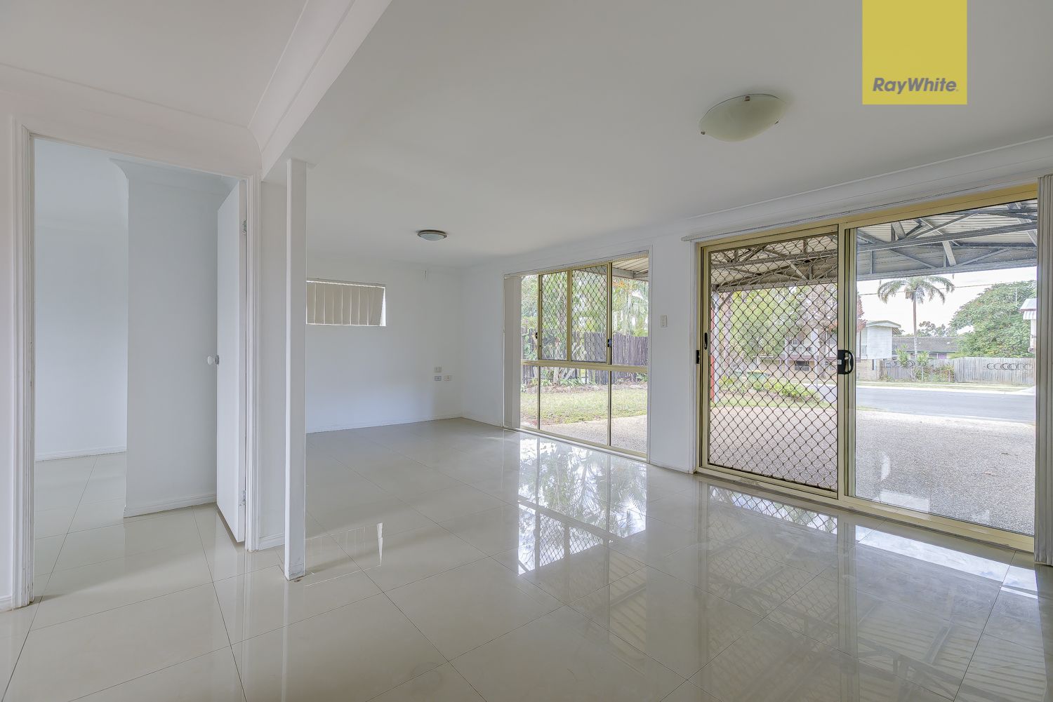 39 Attunga Street, Kingston QLD 4114 House For Rent 730 Domain