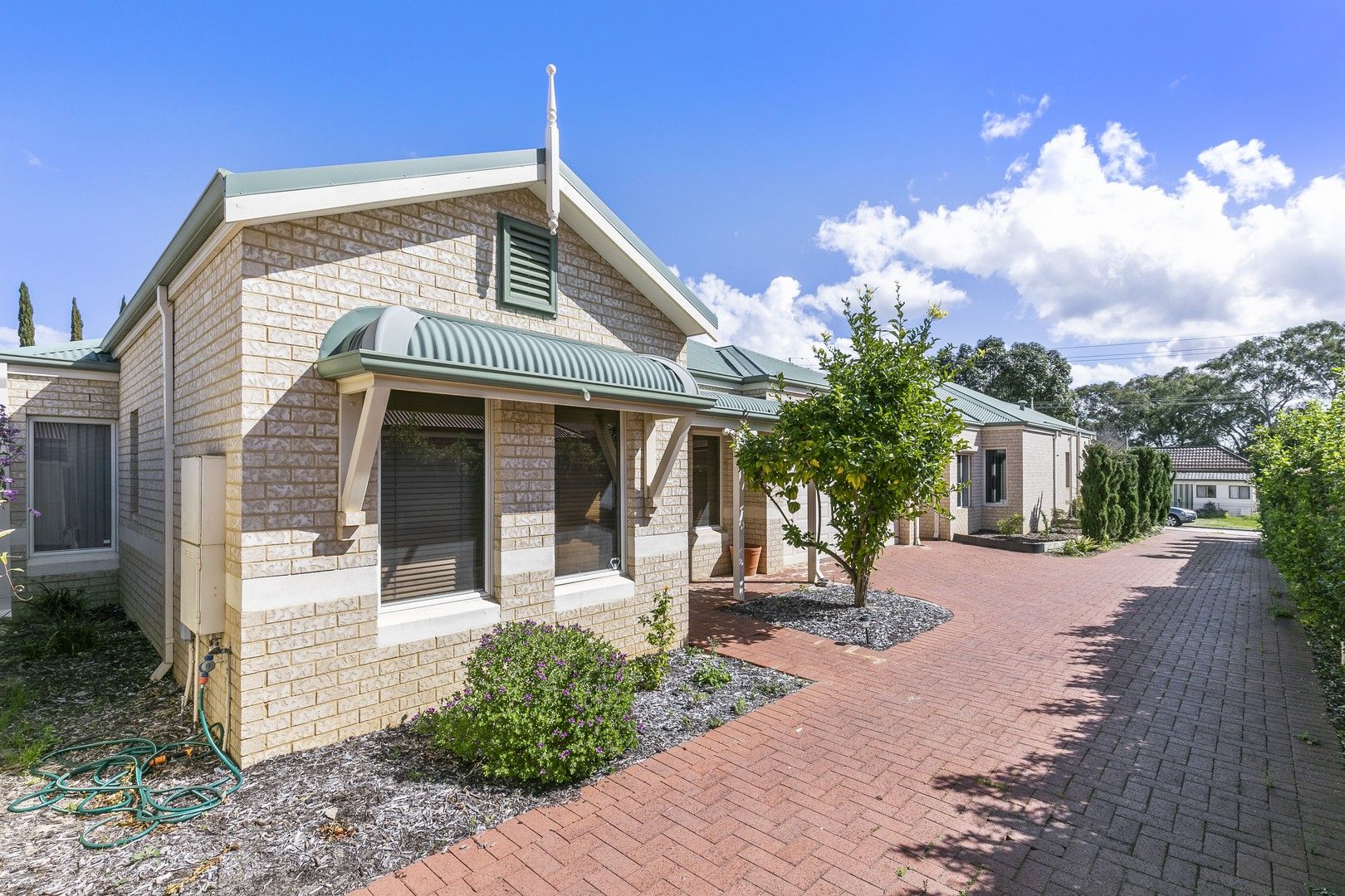 3 bedrooms House in 2/8 Dudley Street MIDLAND WA, 6056