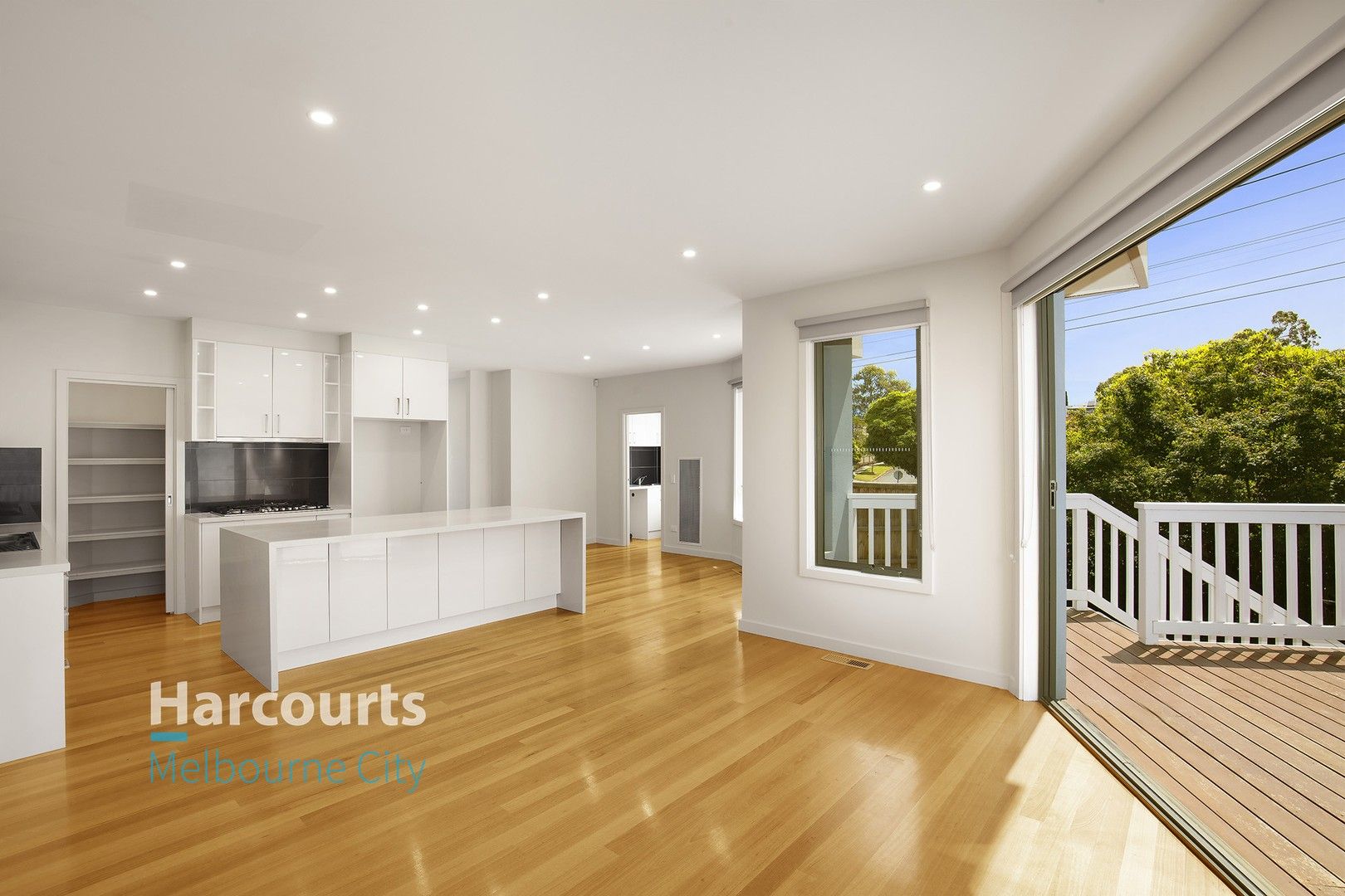 3 bedrooms Townhouse in 1/214A Wattle Valley Road CAMBERWELL VIC, 3124