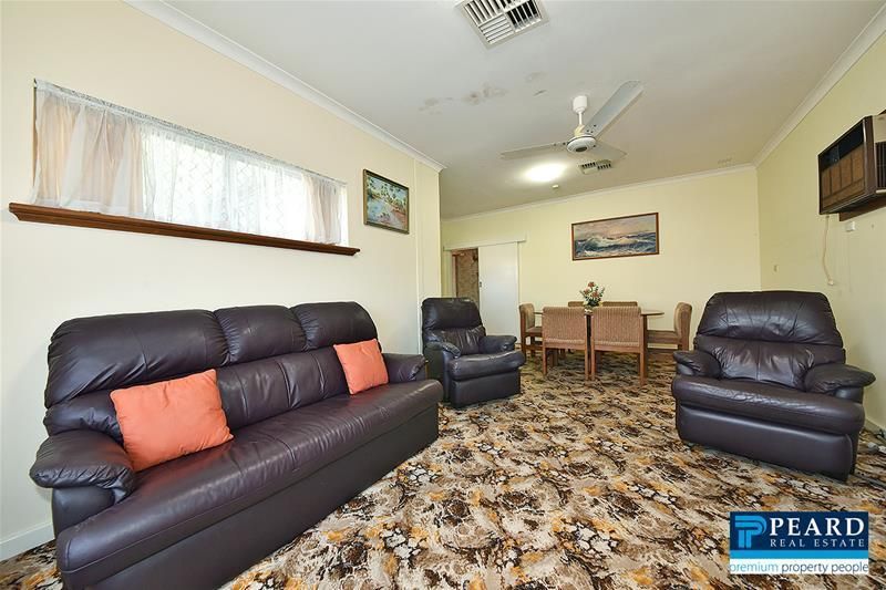 19 Apara Way, Nollamara WA 6061, Image 2