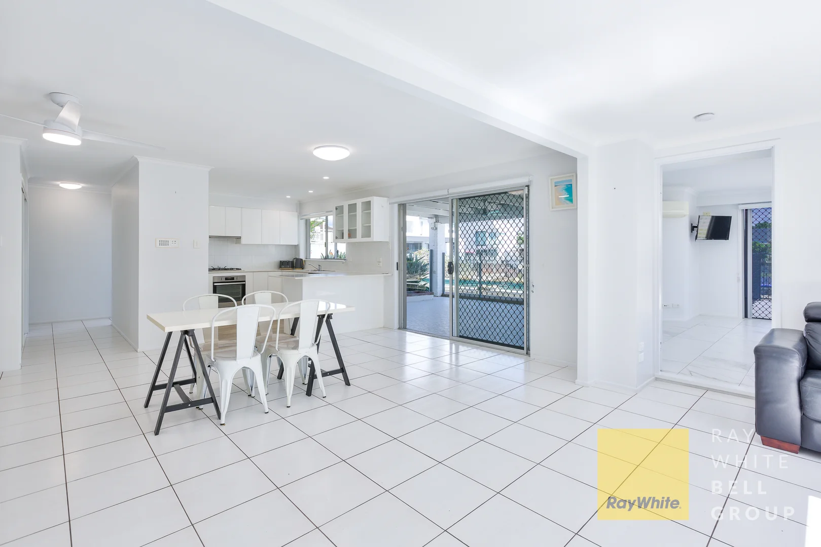 Additional image 13 of 35 Sunshine Boulevard, Broadbeach Waters QLD 4218