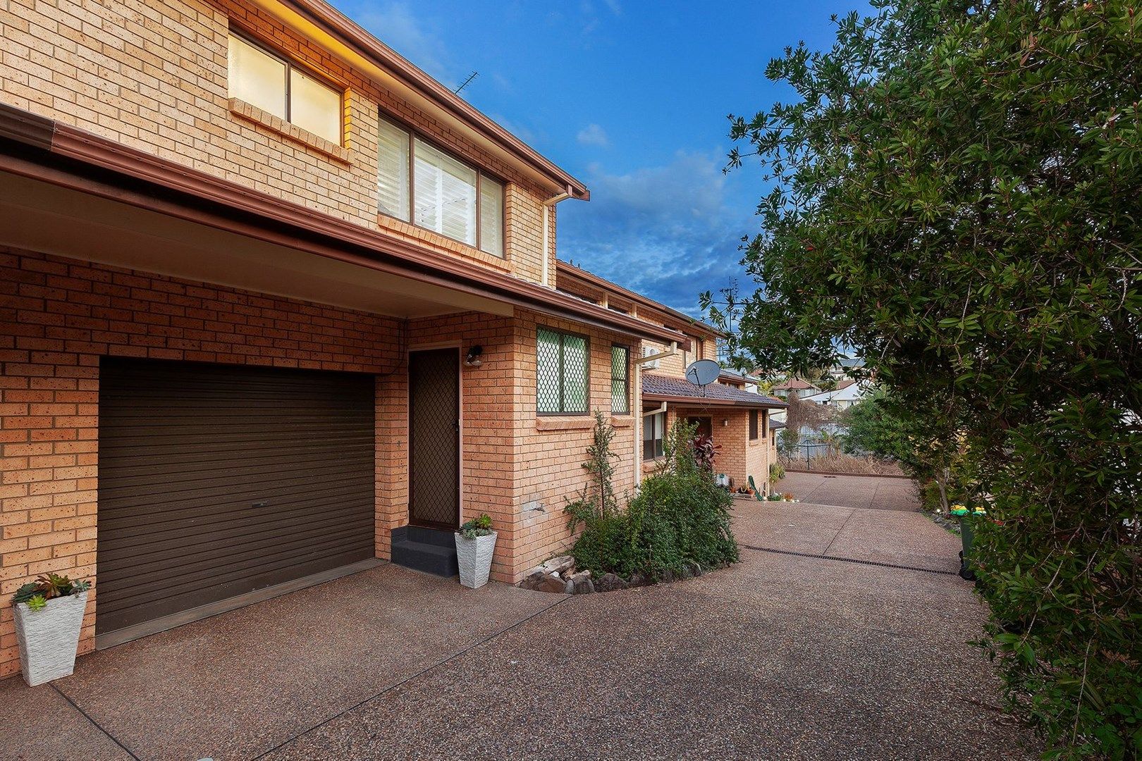 2/2 Mulbinga Street, Charlestown NSW 2290, Image 0