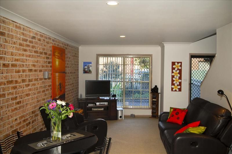 6/252 Darby Street, Cooks Hill NSW 2300, Image 2