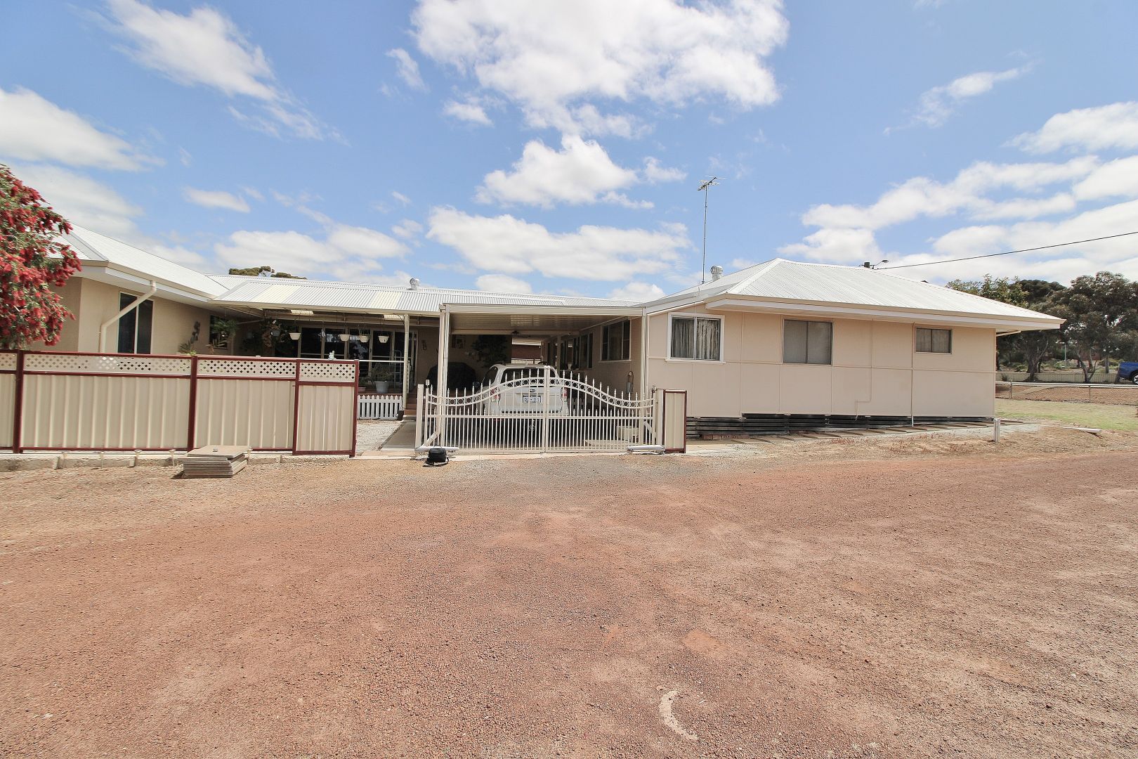 41 McIntyre St, Dumbleyung WA 6350, Image 1