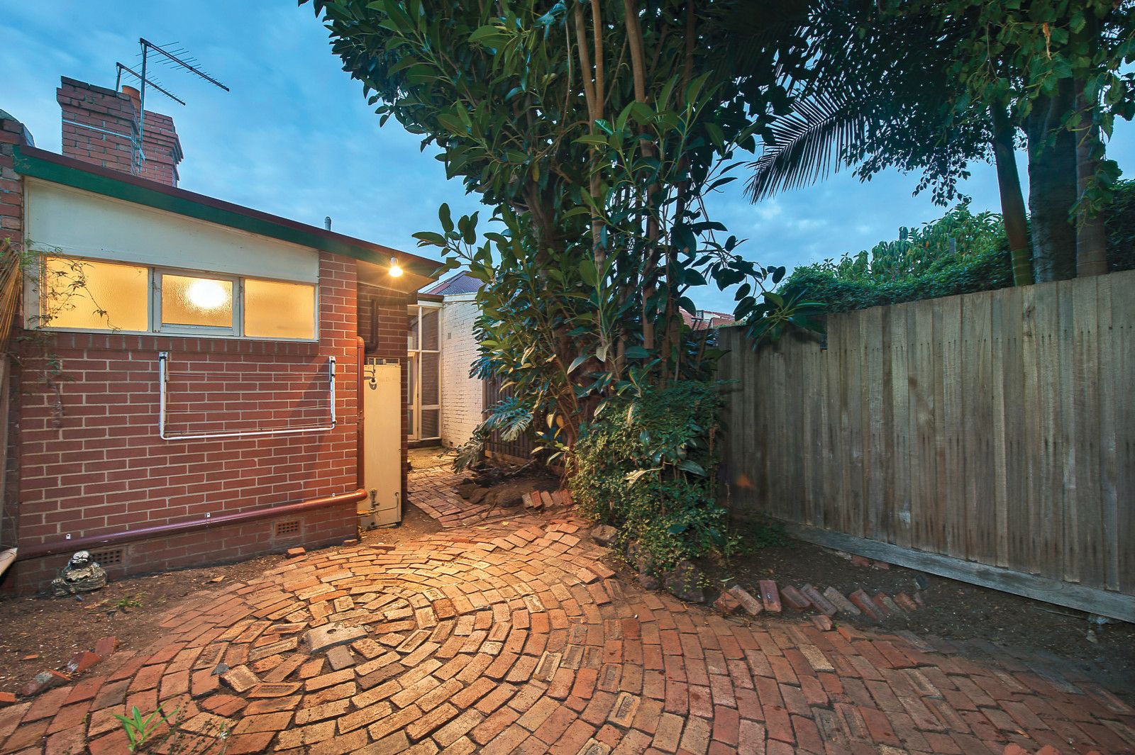 36 Ashworth Street, Albert Park VIC 3206, Image 1